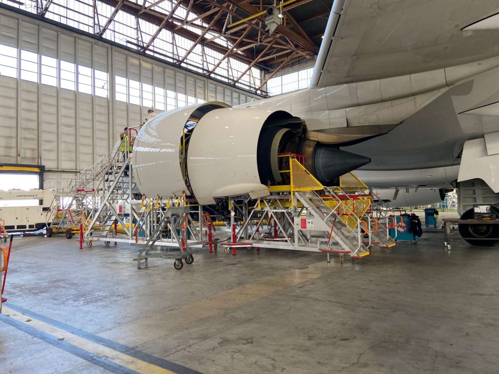 Docks de maintenance et de réparation d'avions